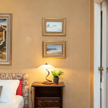 Aurelia Montana Luxury By In דירה *
